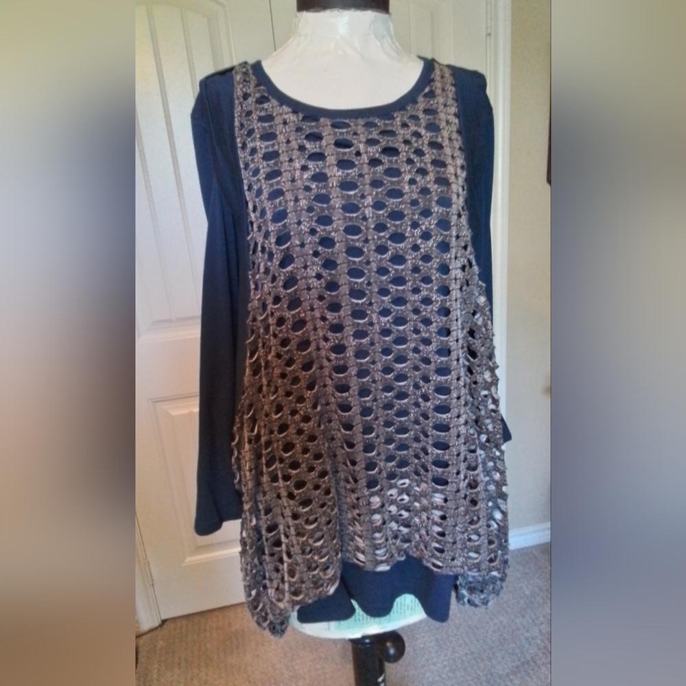LONG TINIC TOP WITH ATTACHED VEST